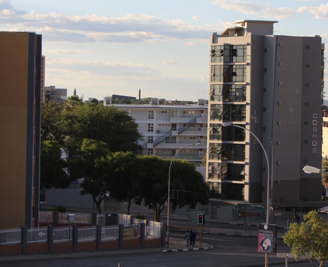 Abigail'S Studio Apartment @ Trift Tower Windhoek Exteriör bild